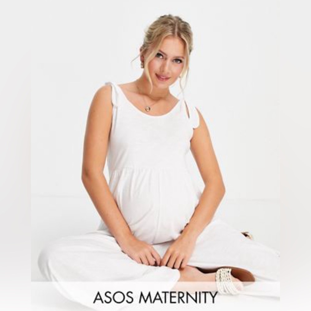 ASOS DESIGN Maternity tie shoulder smock
jumpsuit in white